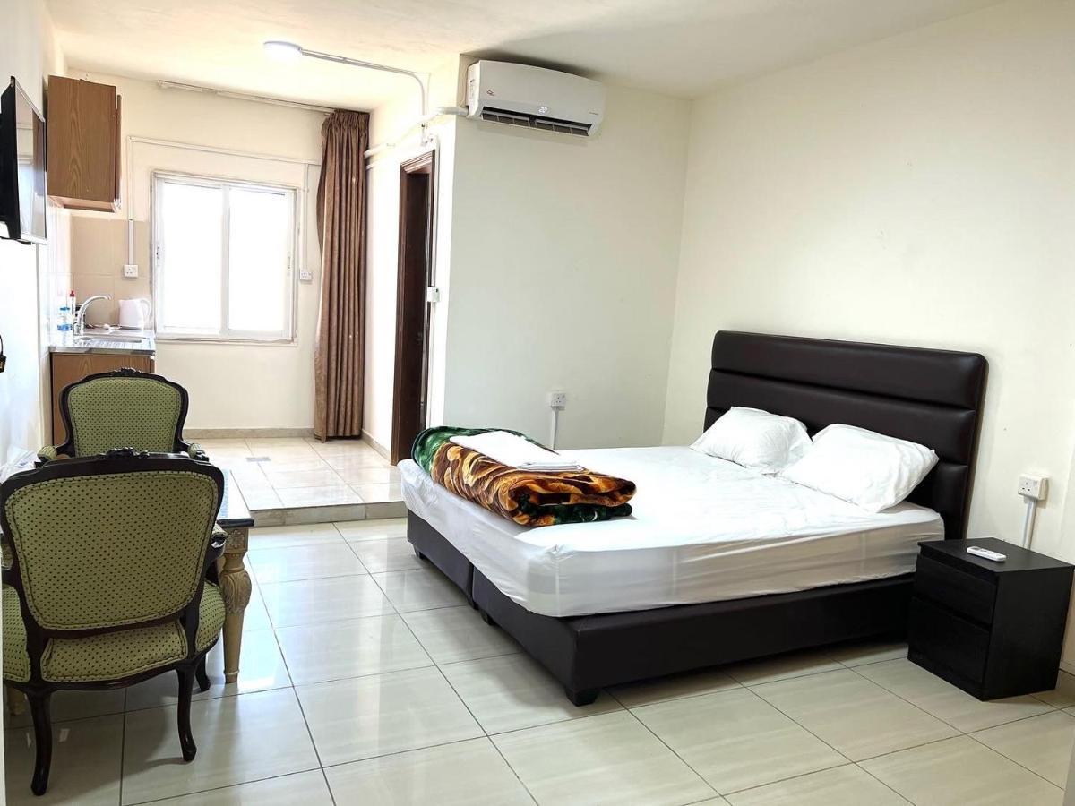 Ferienwohnung Al Qatal Building Al Qastal Exterior foto